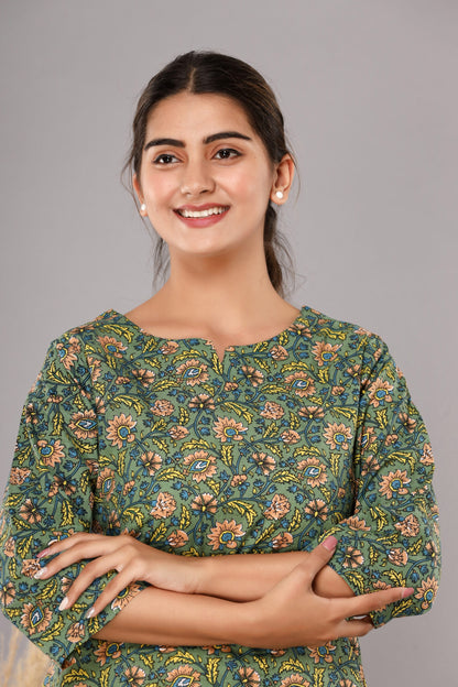 Green Pure Cotton Printed Night Suit